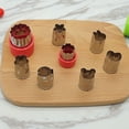thumbnail image 2 of Bewildely 8 Uds cortador de pasteles y galletas molde en forma de flor vegetal zanahoria corte de frutas molde pepino chico herramienta para hornear Cocina y Comedor No.01 Bewildely JJ13036-01, 2 of 6
