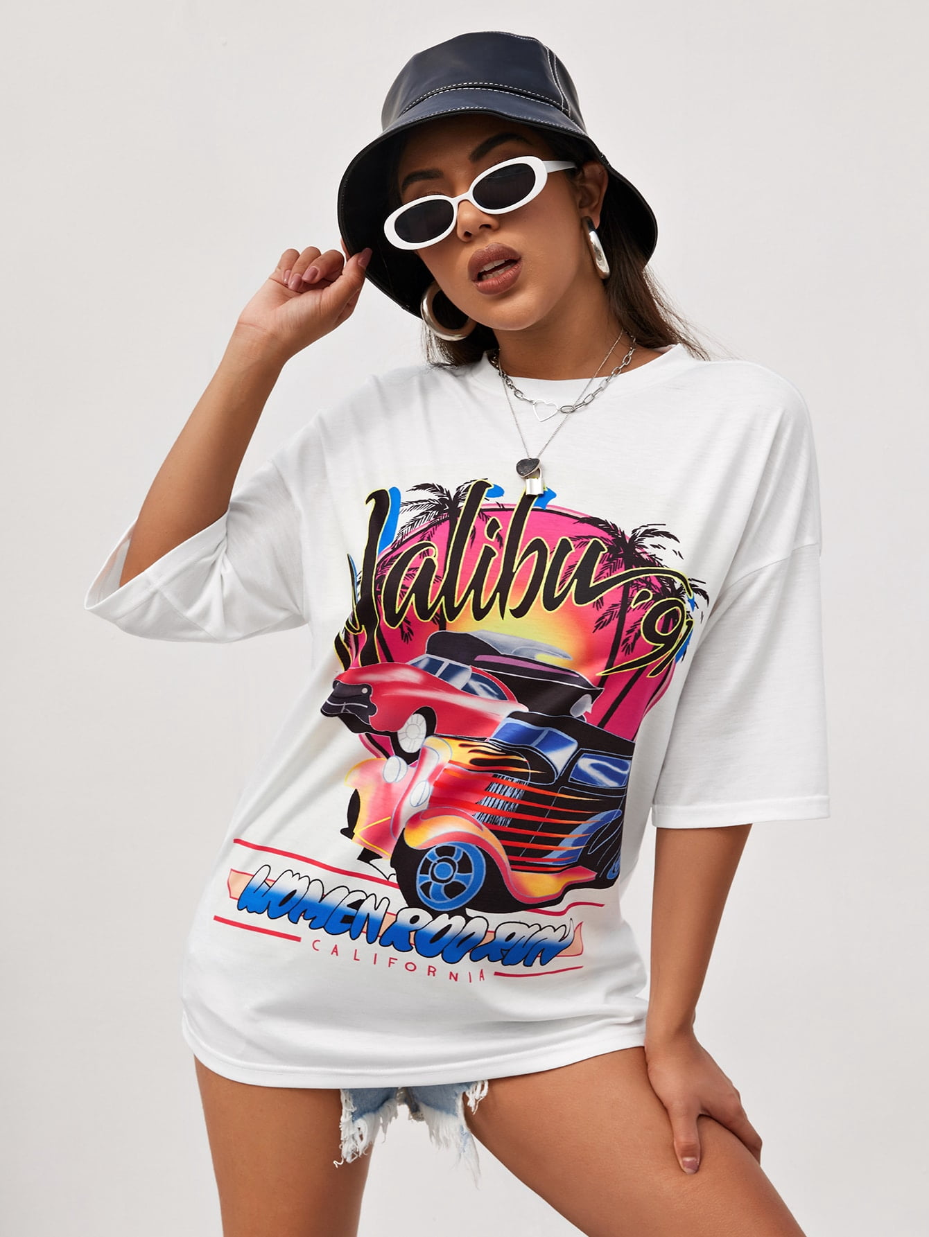 Women's Car And Letter Graphic Drop 