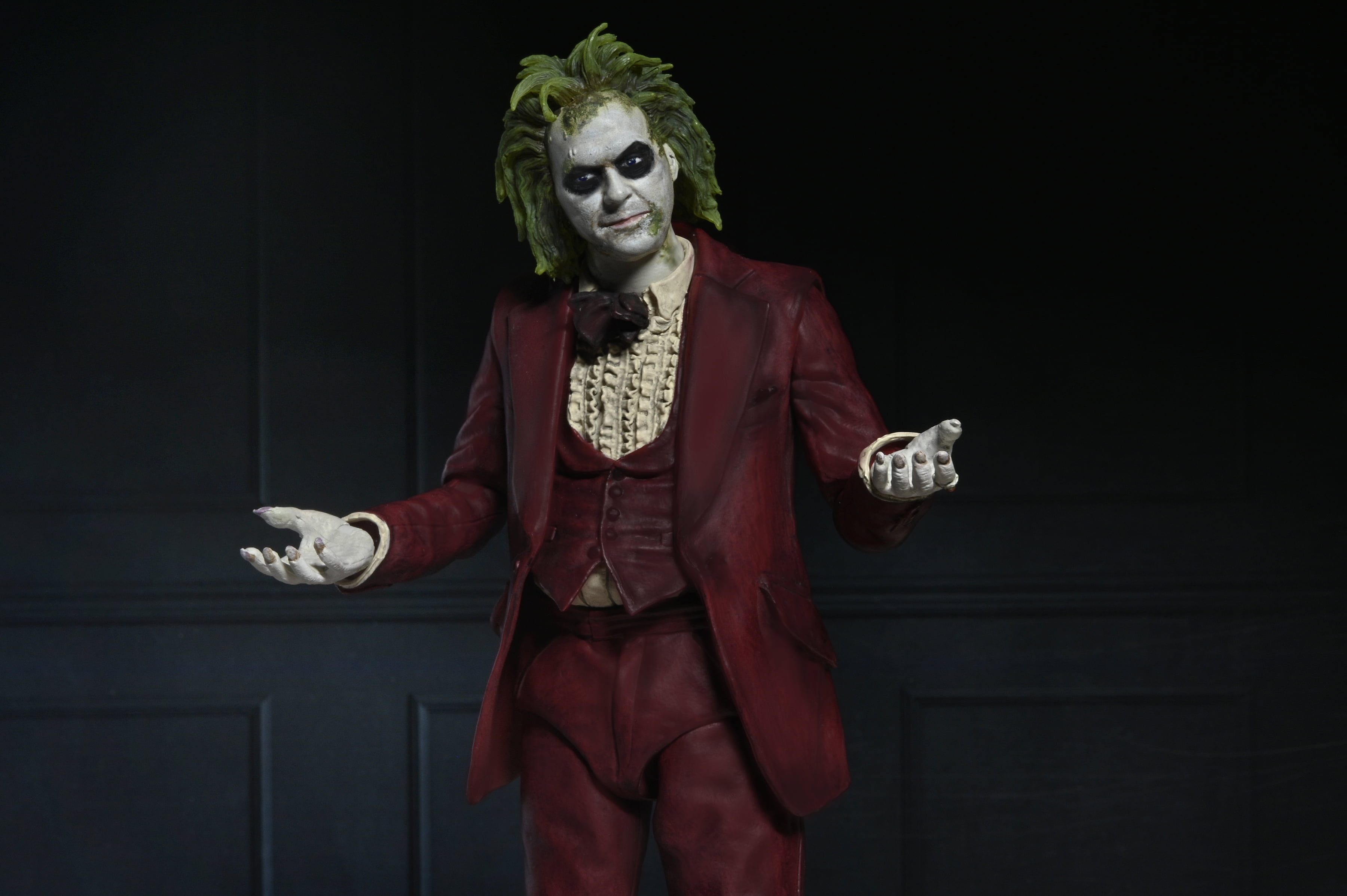 NECA - Beetlejuice Beetlejuice - 7" Scale Action Figure - Ultimate "Wedding Tuxedo" Beetlejuice