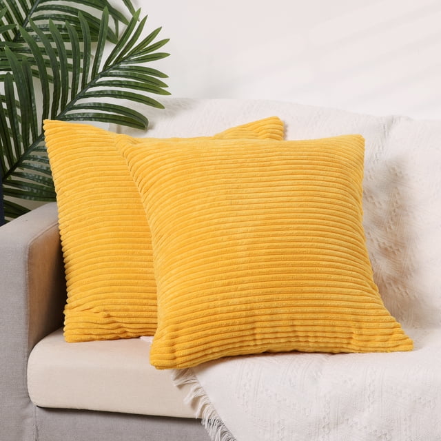 REGALWOVEN Pack de 2 fundas de cojín de corduroy, suaves fundas decorativas cuadradas para sofá amarillas 16" x 16"