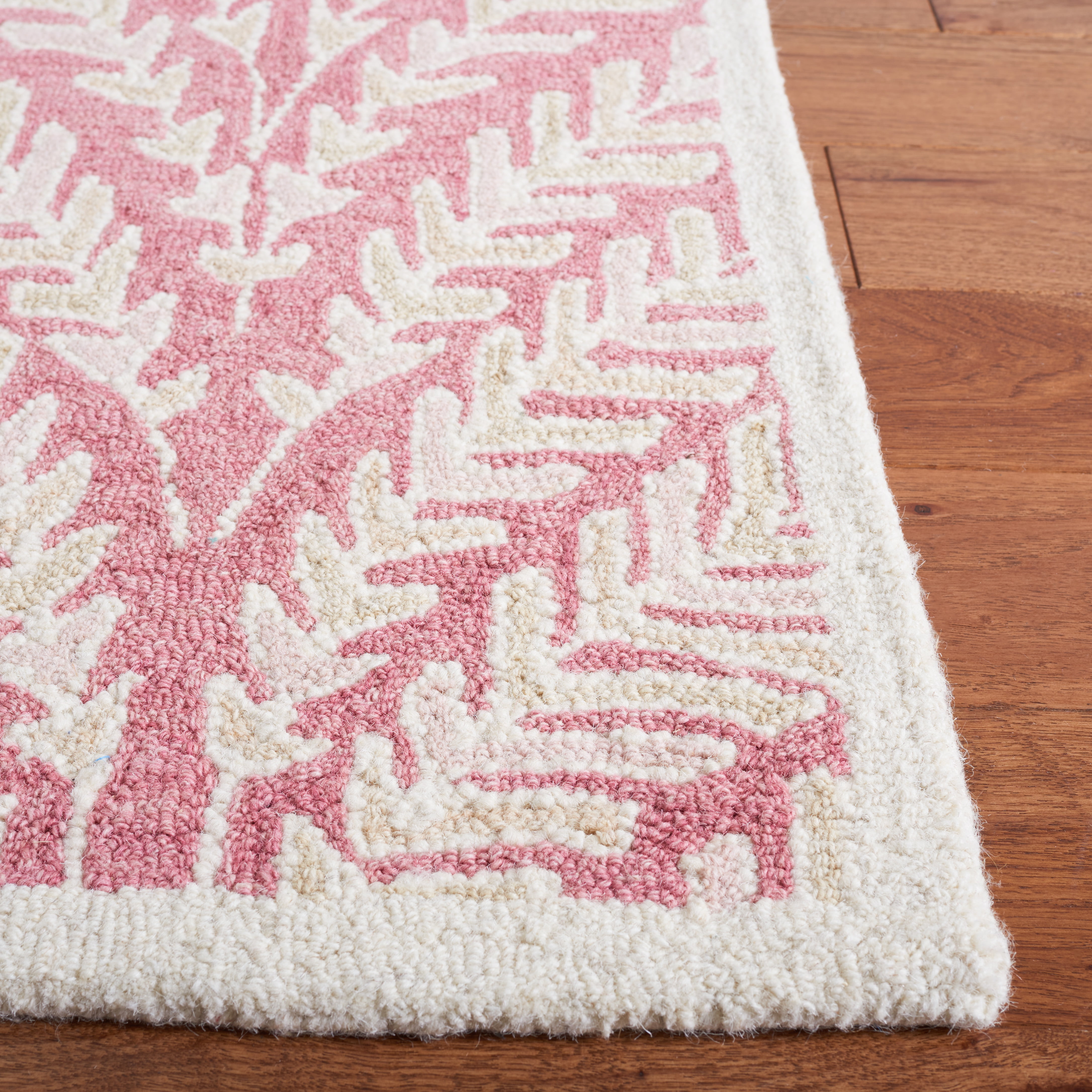 SAFAVIEH Capri Proinsias Leaves Wool Area Rug, Pink/Ivory, 3' x 3' Square