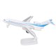 thumbnail image 5 of Modelo de avión de aleación de 22 cm Modelo de avión de pasajeros fundido a presión con sonido ligero para decoración de habitación Azul, 5 of 5