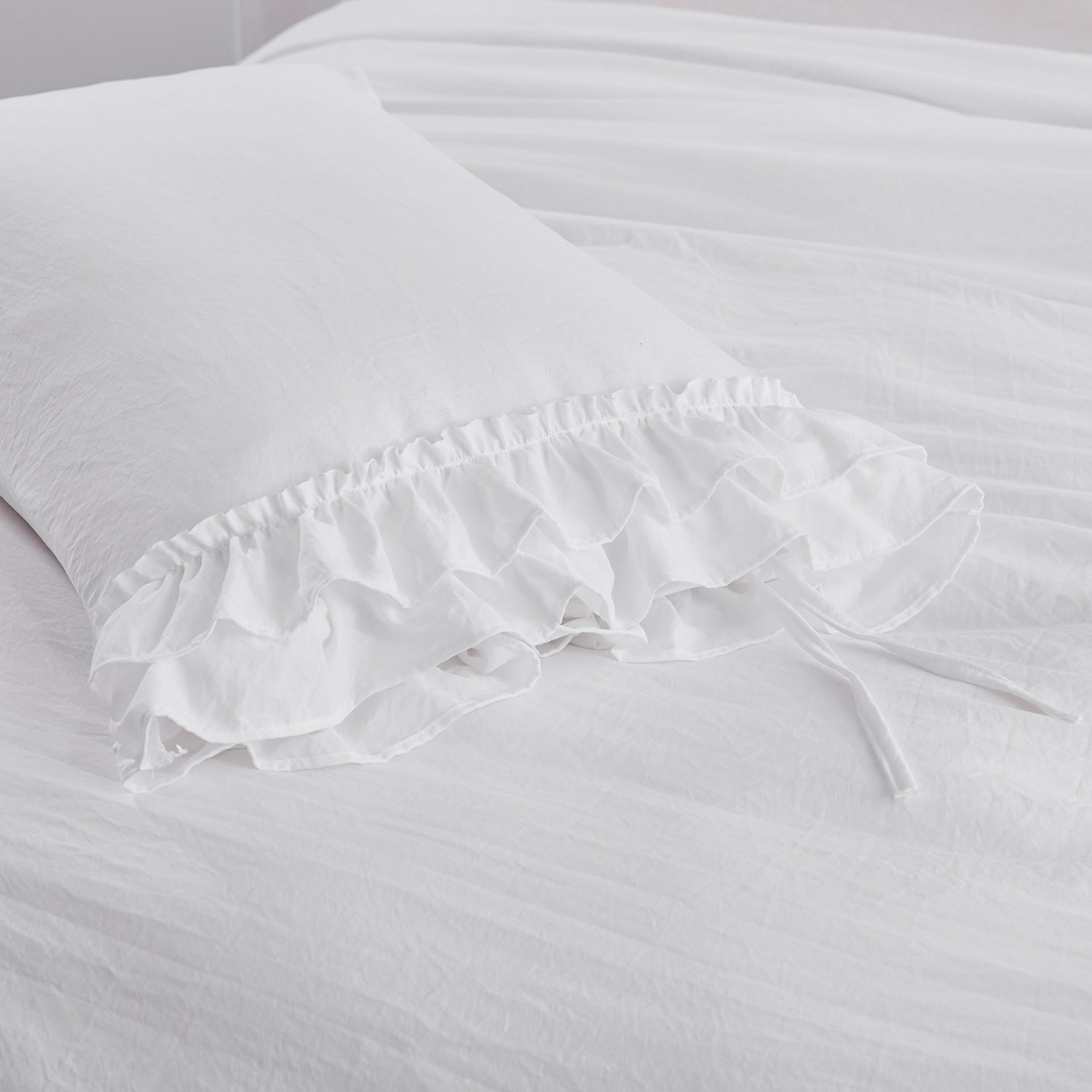 HIG 3 Piece Vintage Duvet Cover Set, Ultra Soft Pre-washed Microfiber, Off-white, Queen