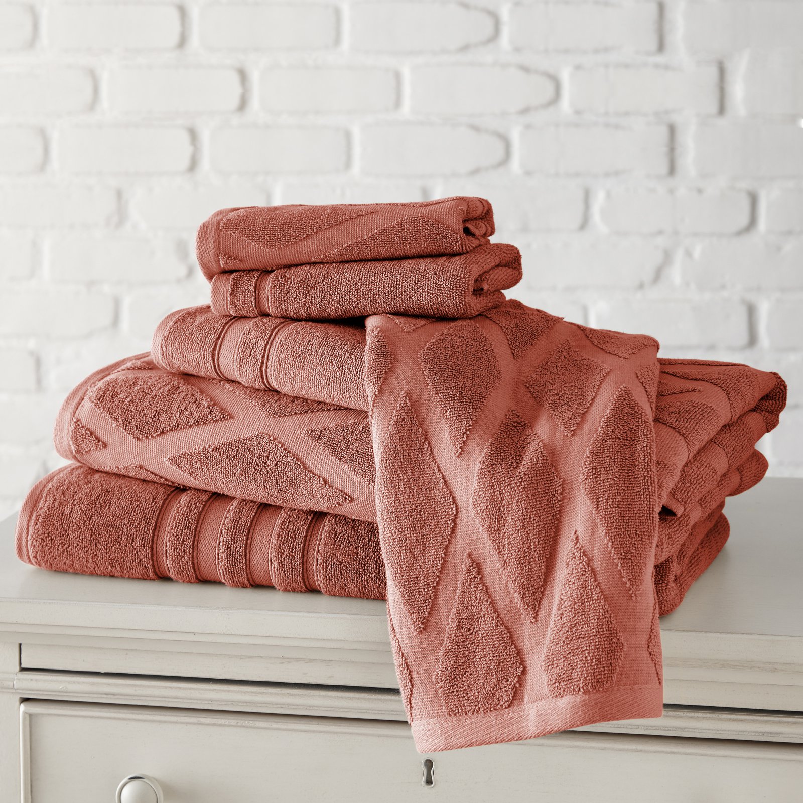 MARCUS LINEN BATH LINENS