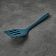 thumbnail image 3 of Thyme & Table Spatule à fente en silicone Bleu moucheté, 3 of 5