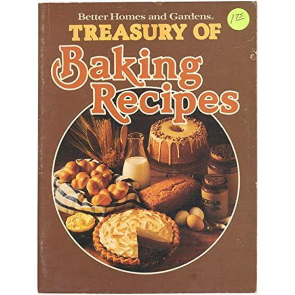Pre-Owned Better Homes and Gardens Treasury of Baking Recipes Edition: Reprint Paperback