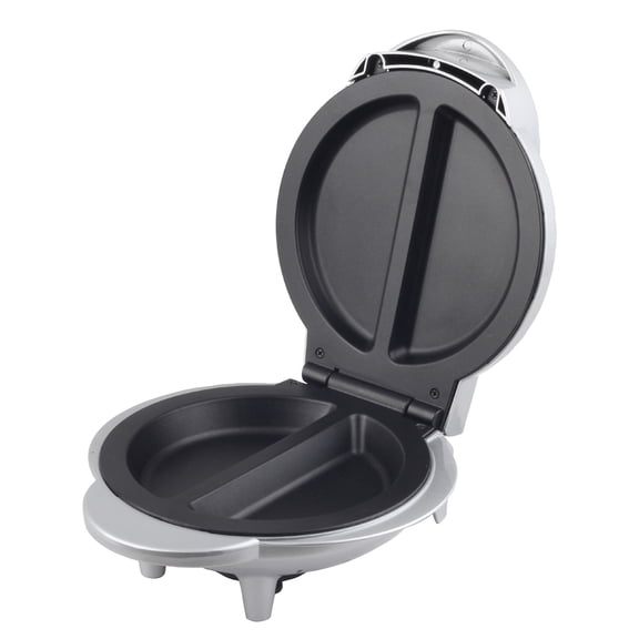 Brentwood Appliances Nonstick Electric Omelet Maker in Silver