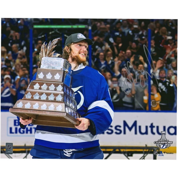 Andrei Vasilevskiy Tampa Bay Lightning 2021 Stanley Cup Champions Autographed 16" x 20" Raising Conn Smythe Photograph - Fanatics Authentic Certified