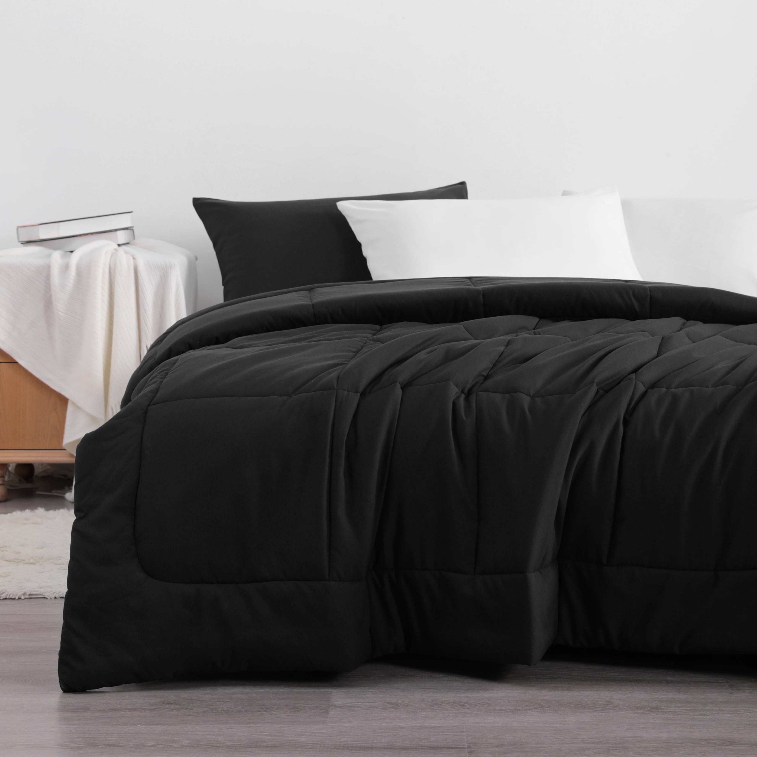 Ntbay Twin Size Down Alternative Comforter Duvet Insert, All Season Reversible Quilted Bedding with Corner Tabs, Breathable, 68x90 inches, Black