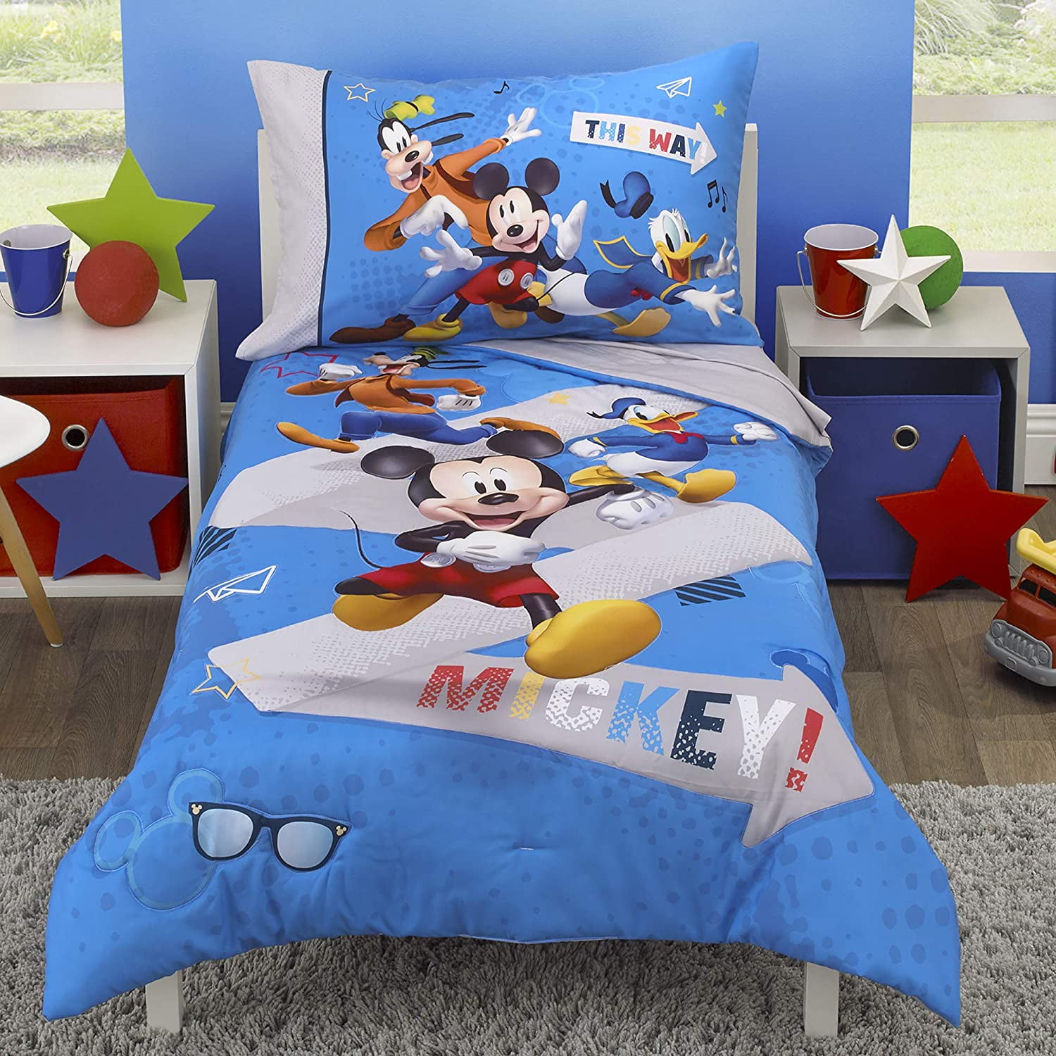 Mickey Mouse Toddler Bedding Set Htooq Mickey Mouse And Pals 4 Piece Bedding Includes Fitted Sheet Pillowcase Top Sheet And Comforter Quilt Blu