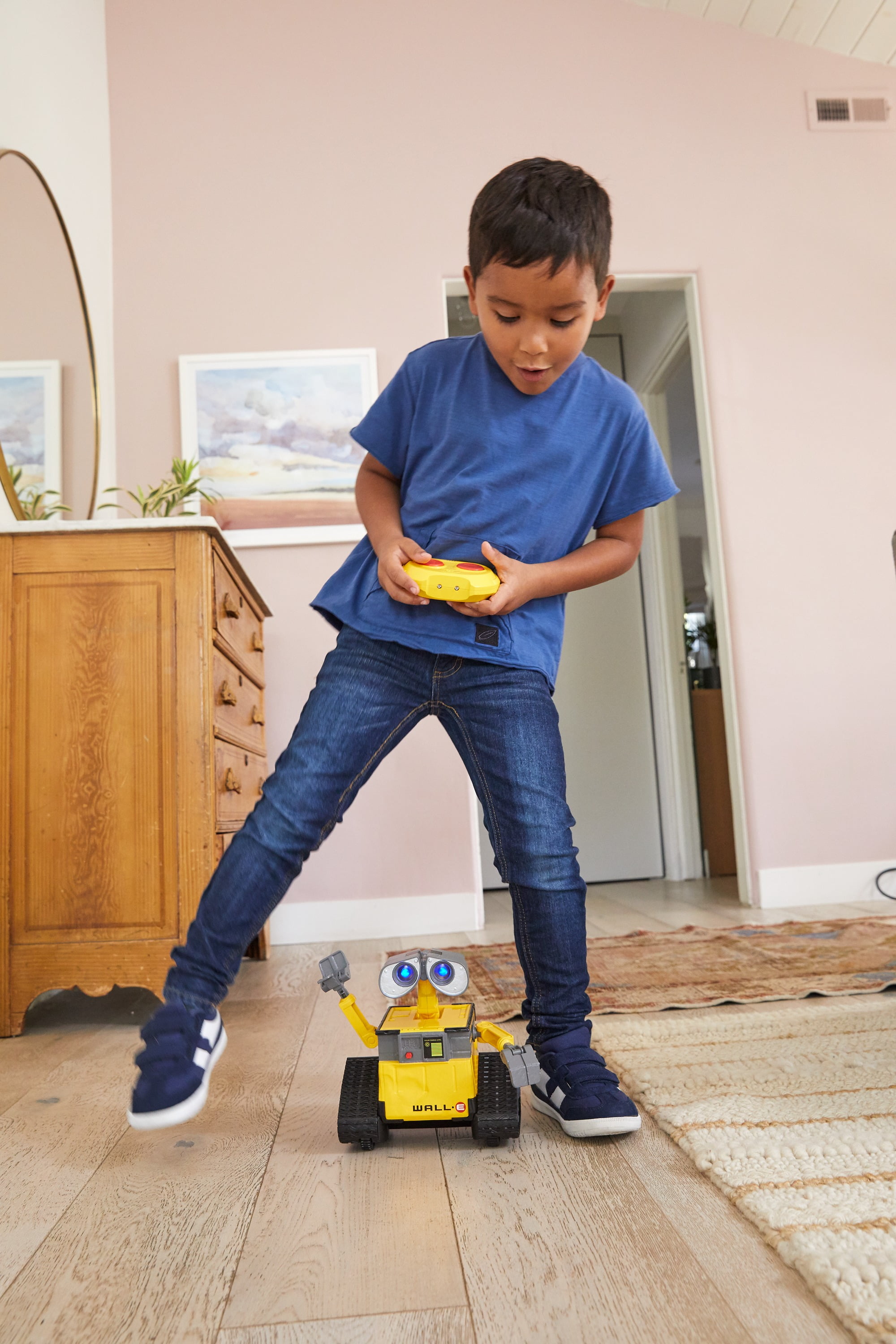 Disney Pixar Wall E Hello Wall E Rc Toy 9 5 In 24 Cm Tall 4 Year Olds Up Walmart Com Walmart Com Disney Pixar Wall E Hello Wall E Rc Toy 9 5 In 24 Cm Tall 4 Year Olds Up Walmart Com Walmart Com