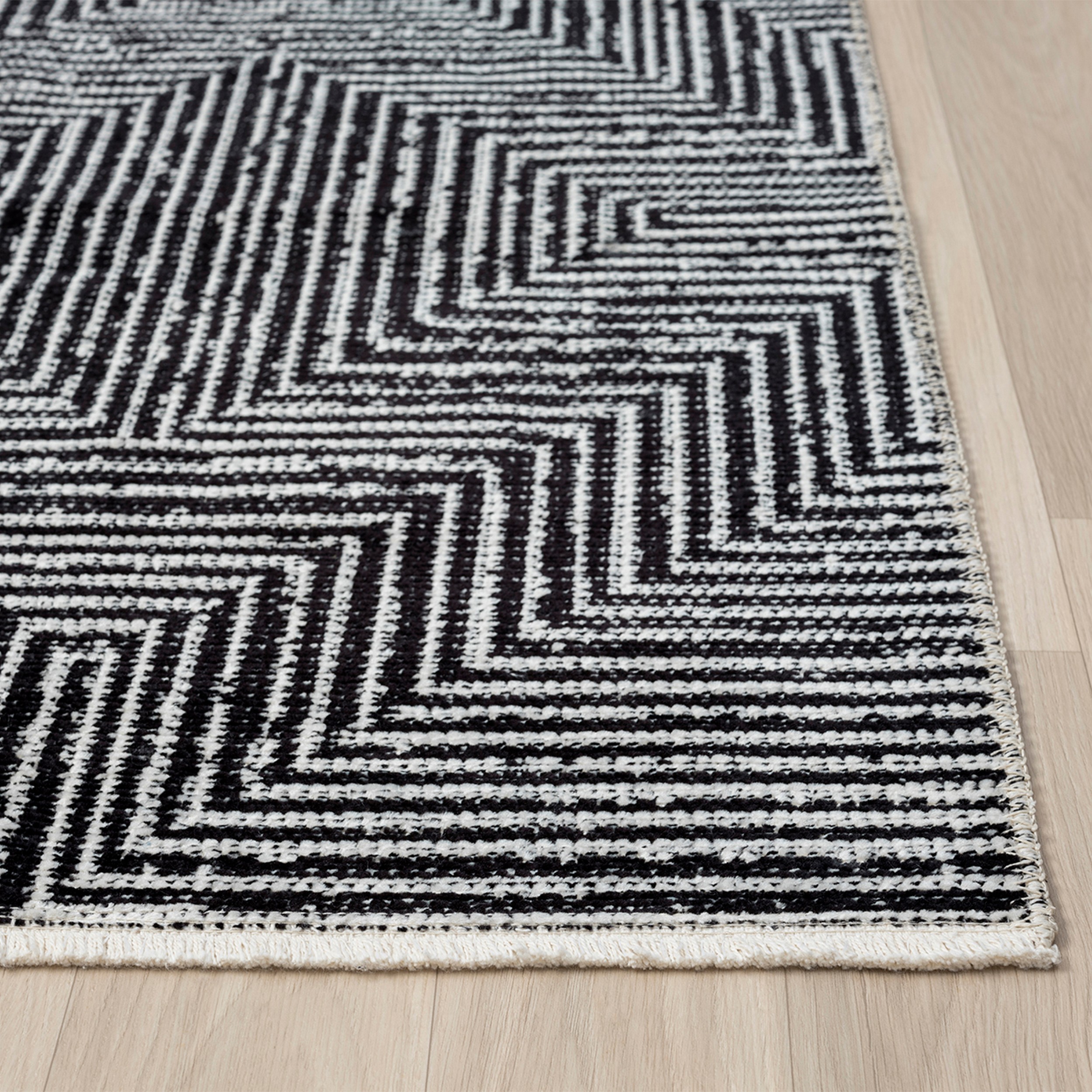 Indigo Ink Votra Black Abstract Geometric Indoor Area Rug, 2' x 3', Machine Washable
