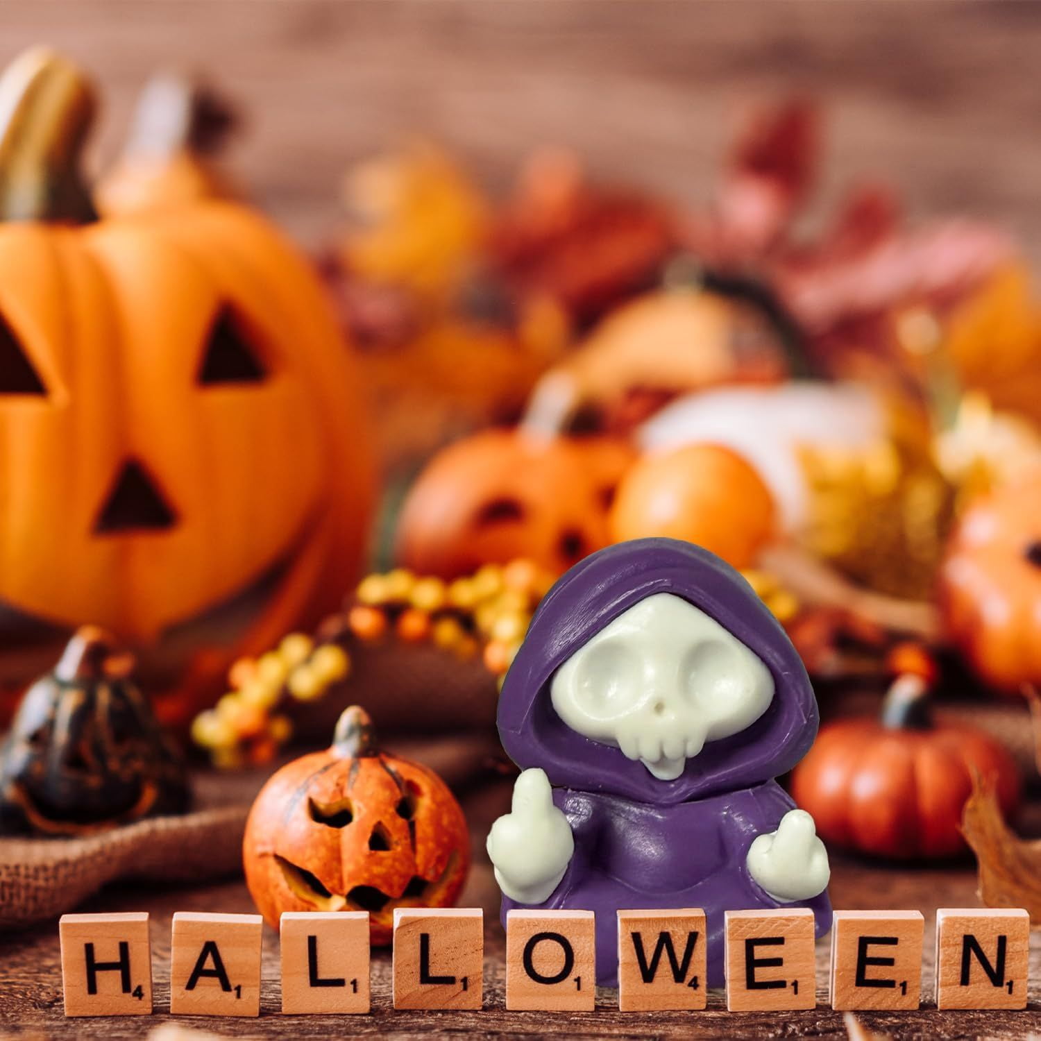Glow-in-the-Dark Mini Ghost Figurine for Halloween Desk and Shelf Decor