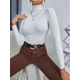 thumbnail image 2 of Suéter de Dama Cuello Tortuga Acanalado Stretch: Elegancia y Comodidad UNITALLA, 2 of 5