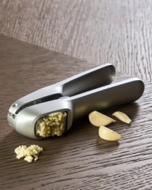 Zyliss  Susi 4 Garlic Press