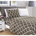 thumbnail image 4 of Elegant Comfort Luxury Soft Bed Sheets Quatrefoil Pattern 1500 Thread Count Percale Egyptian Quality Softness Wrinkle and Fade Resistant (4-Piece) Bedding Set, Twin/Twin XL, Grey, 4 of 15