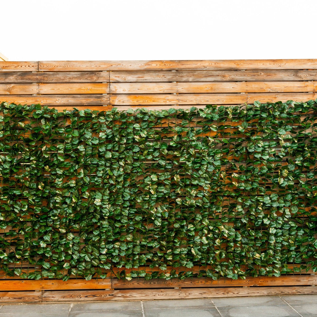 Costway 40''x95'' Faux Ivy Leaf Decorative Privacy Fence Screen Artificial Hedge Fencing