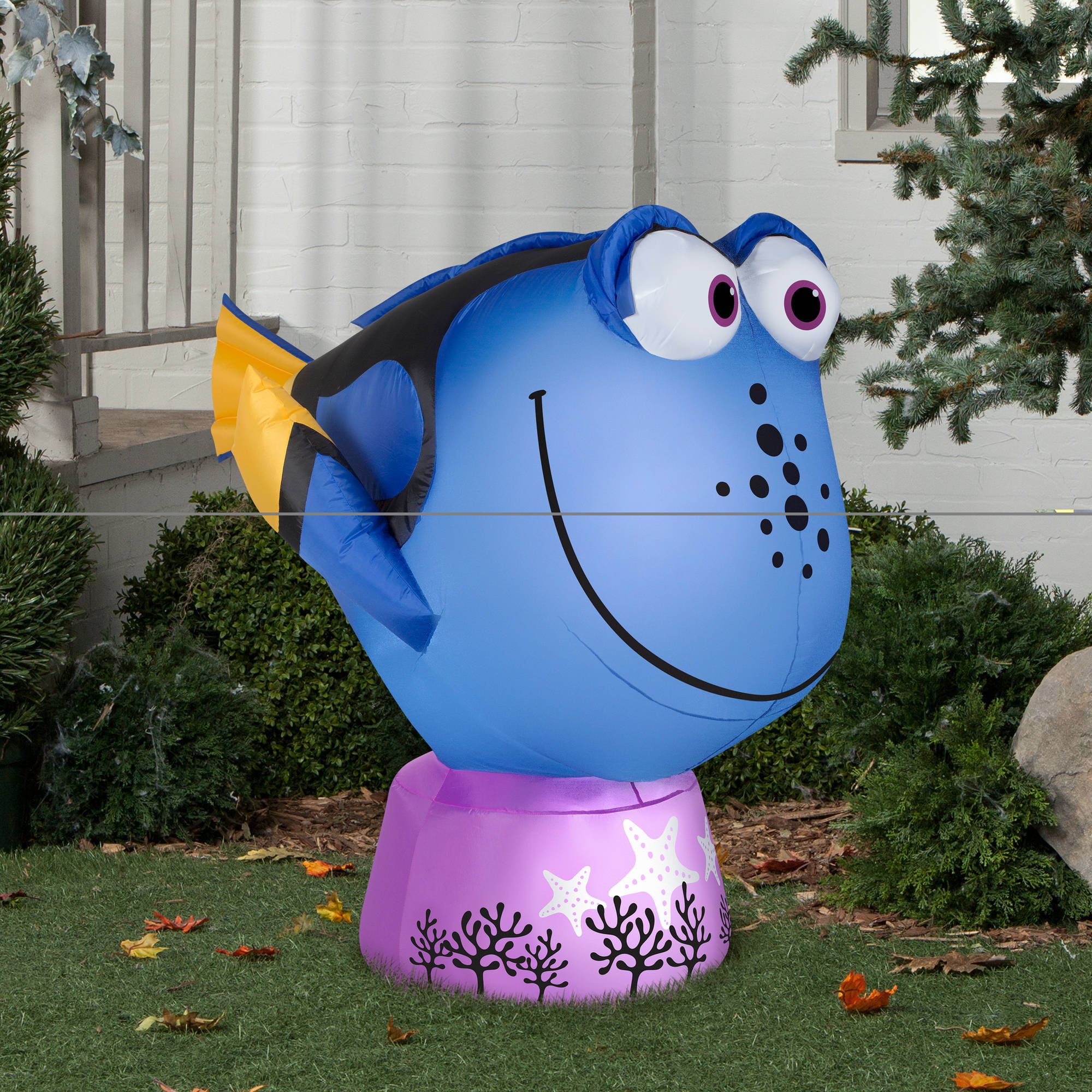 Long New Disney Finding Dory Blue Fish Lighted Airblown Yard Inflatable 4.5 ft 