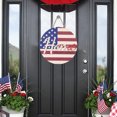 thumbnail image 4 of Cartel patriótico del Día de la Independencia del 4 de julio para decoración de puerta delantera, colgador de puerta de madera para porche exterior, corona de madera para decoración de pared interior, 4 of 6