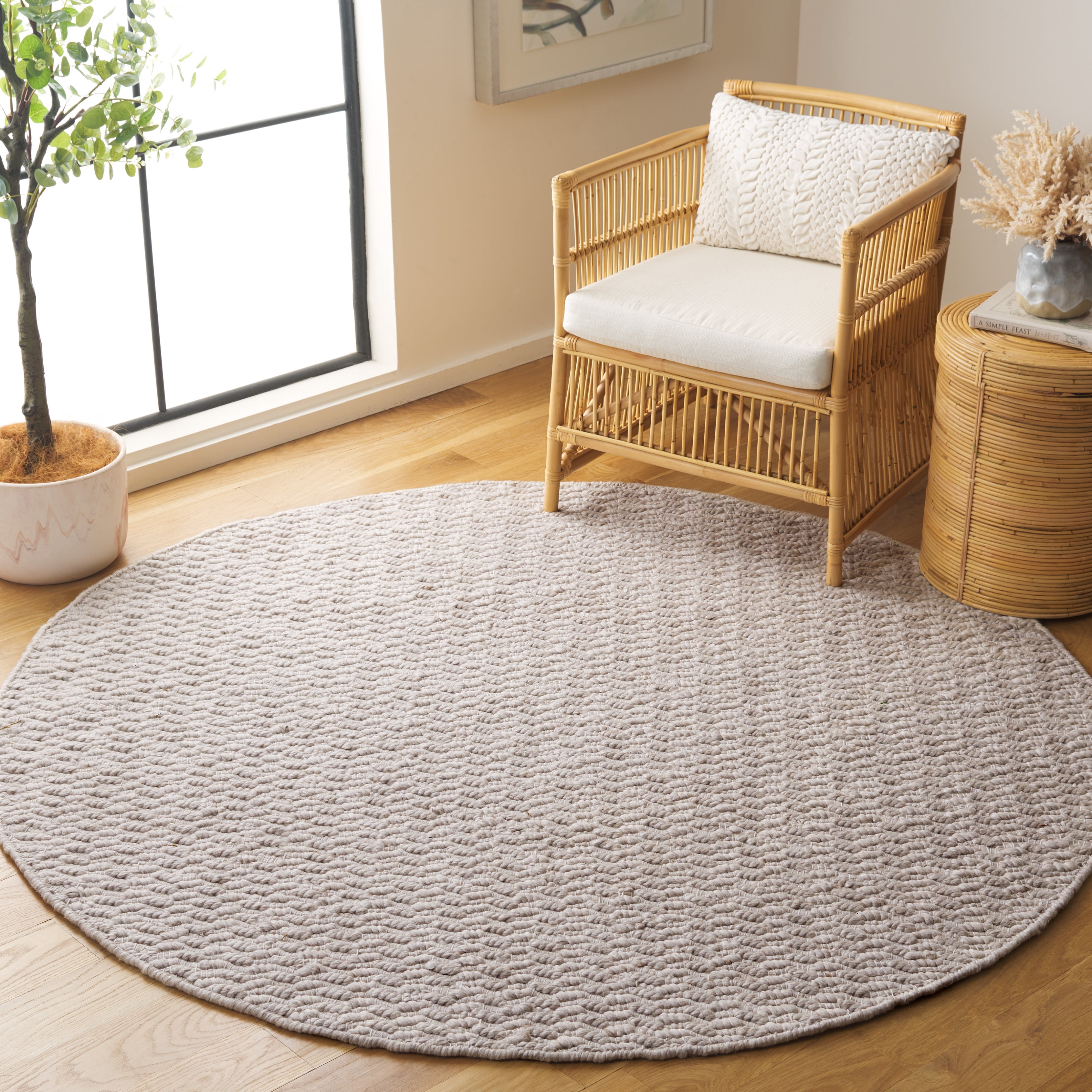 SAFAVIEH Natura Thaddeus Solid Area Rug, Beige, 6' x 6' Round