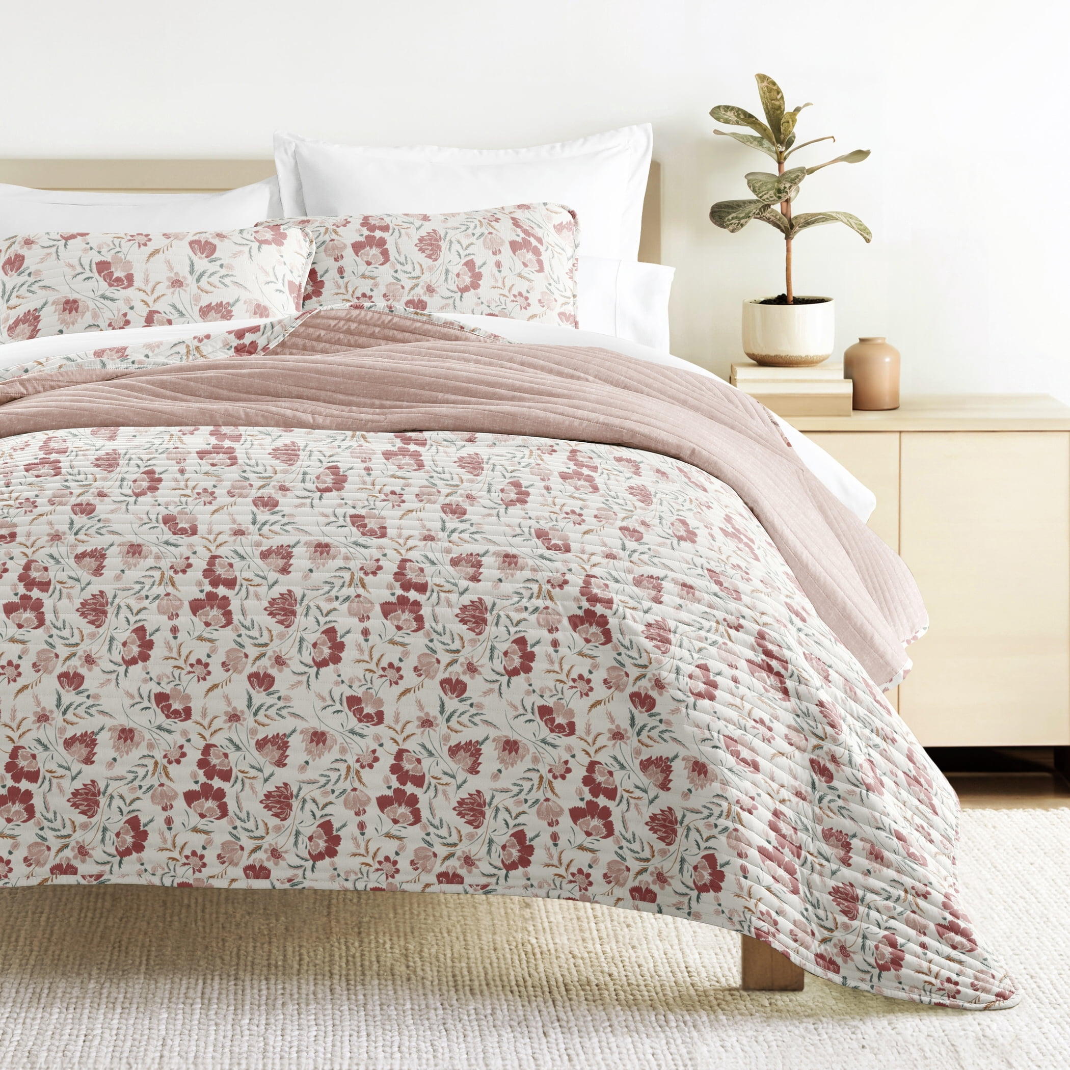 Lightweight Quilt Sets - Wrinkle Free - Coverlet French Jacobean Floral Rose by Comfort Canopy