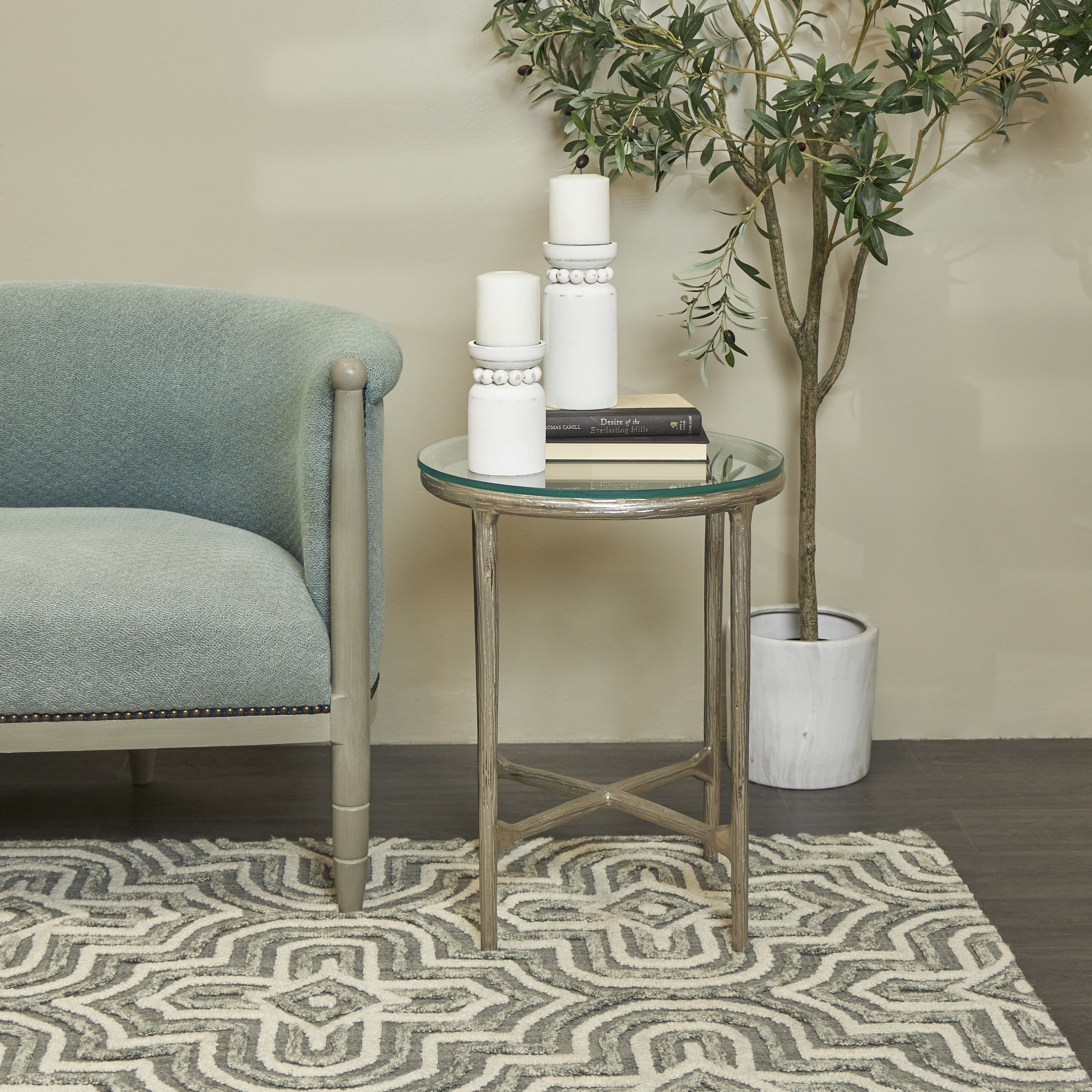 DecMode 18" x 23" Silver Aluminum Textured Accent Table with Glass Tabletop, 1-Piece