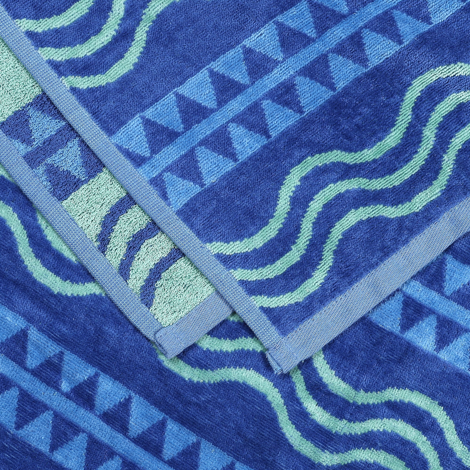 Mainstays Wavy Stripe Blue Beach Towel, Size 72" x 36"