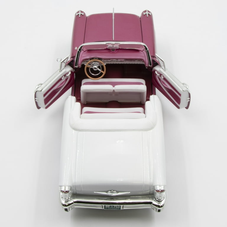 Yat Ming Road Signature Series 1:18 Diecast 1957 Oldsmobile Super