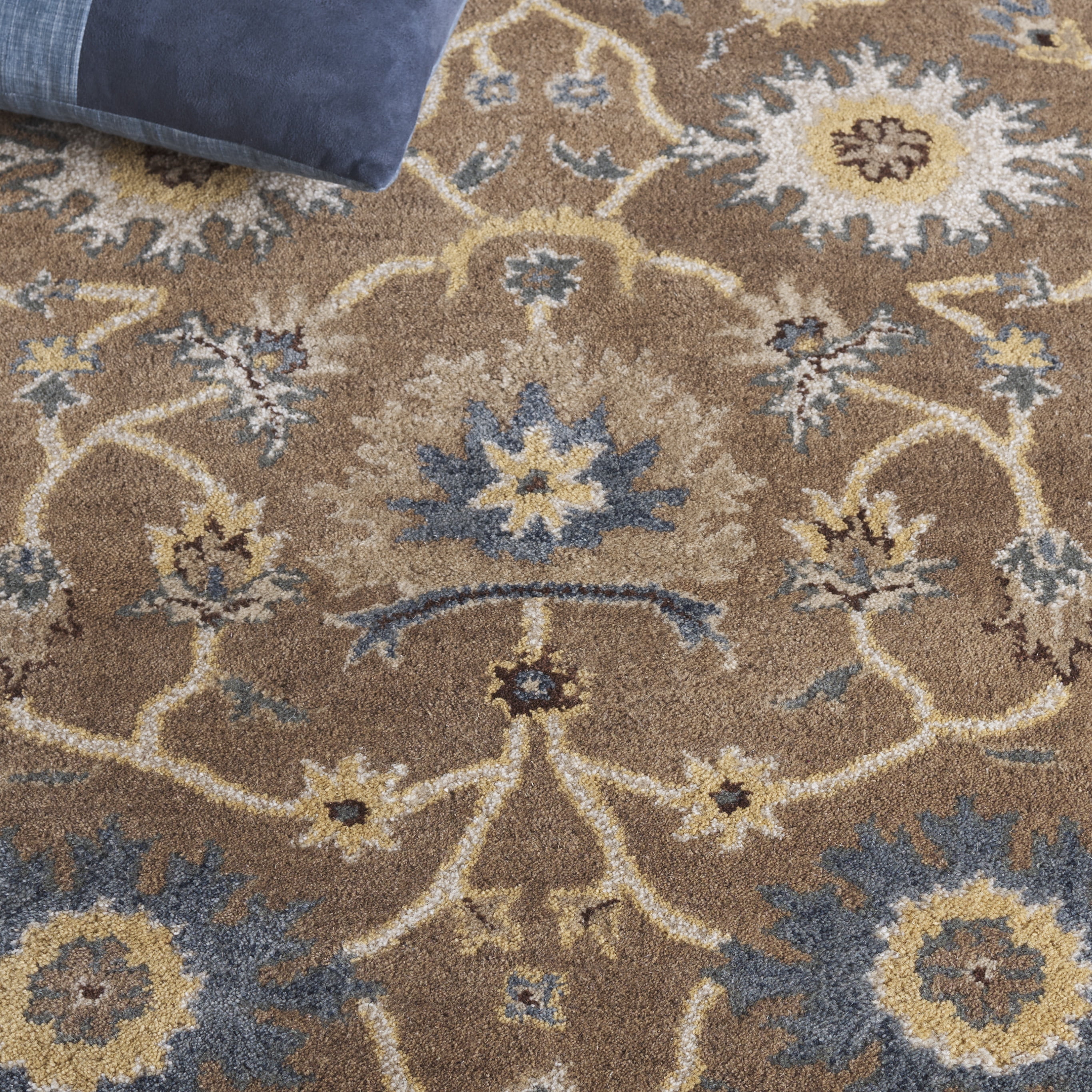 Safavieh Heritage Phipp Oriental Wool Runner Rug, Camel/Blue, 2'3" x 8'