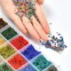 thumbnail image 4 of 24000 cuentas de vidrio en 24 colores en caja transparente Afortunado mini cuentas de colores mixtos para hacer joyas, 4 of 5