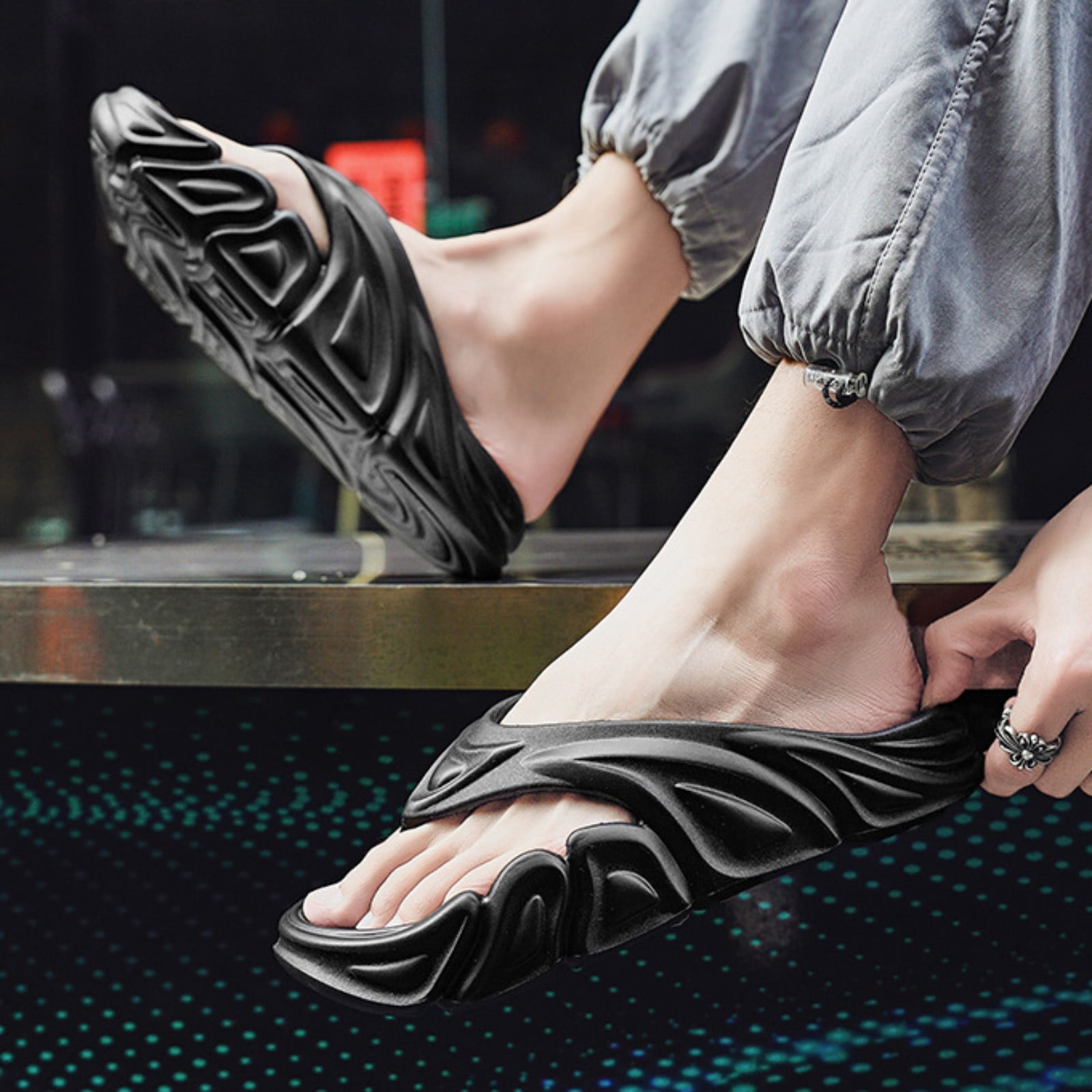 Women's Dinosaur Slippers - Cute Big Mouth Sandals With Open Toe - EVA Spa & Beach Shoes Indoor/Outdoor