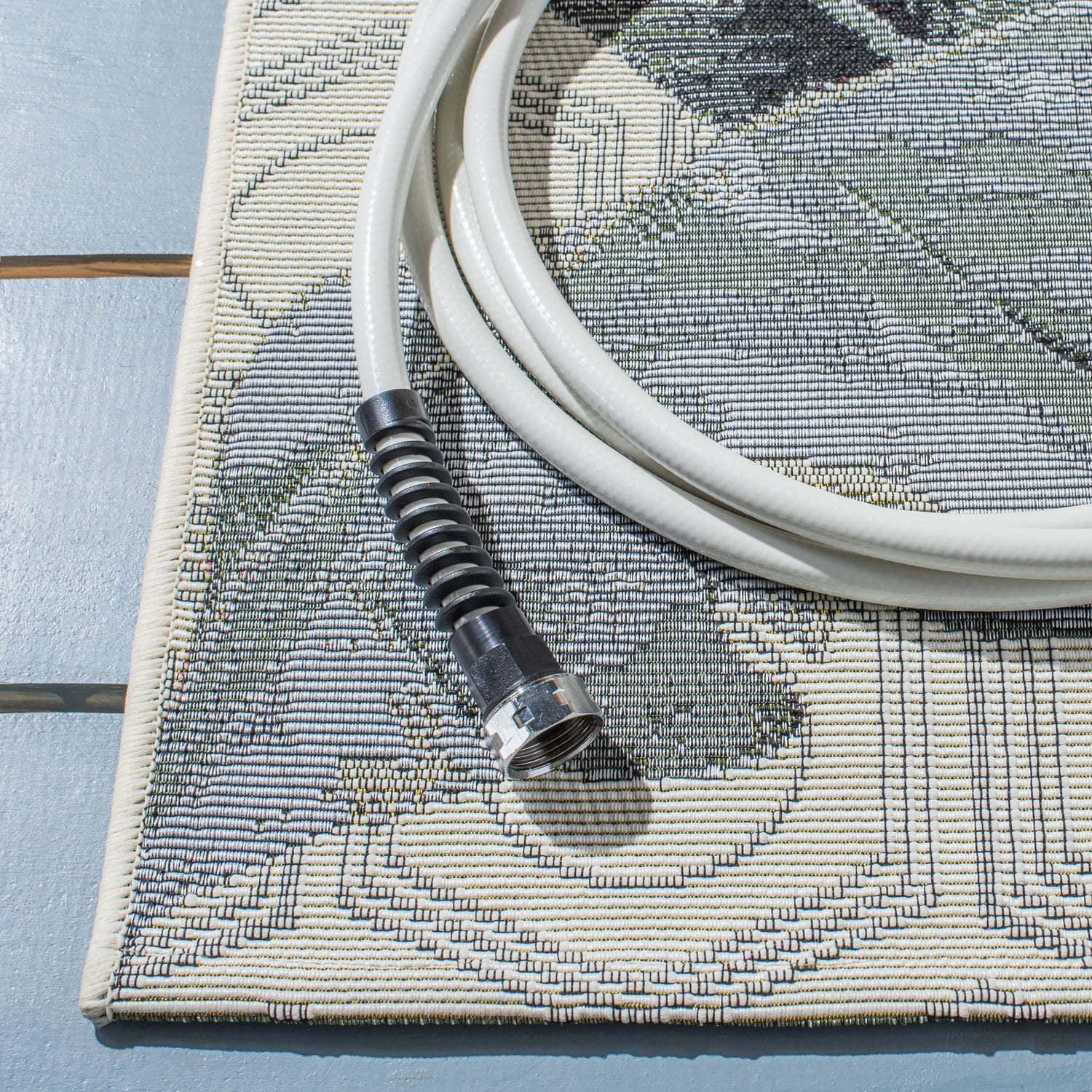 SAFAVIEH Barbados Tropical Leaves Outdoor Area Rug, Grey/Gold, 6'6" x 6'6" Square