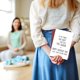 thumbnail image 4 of Divertida tarjeta del Día de la Madre para mamá | Tarjeta de felicitación humorística para mamás de hija o hijo | Broma sarcástica del segundo nacido | Cartulina gruesa | Sobre incluido | Idea única, 4 of 6