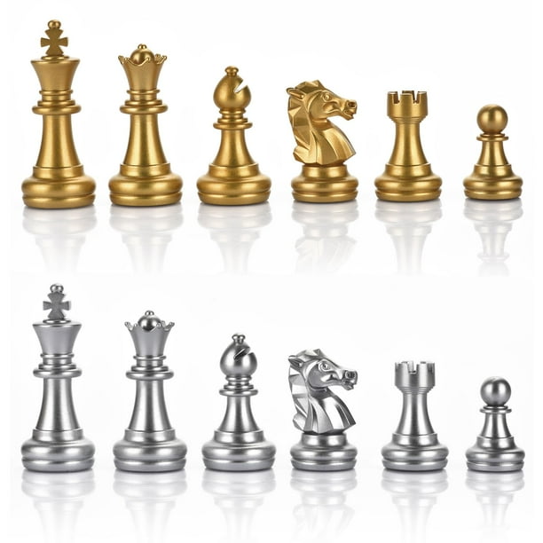 Chess Pieces QuadPro de plástico magnético con bolsa de almacenamiento
