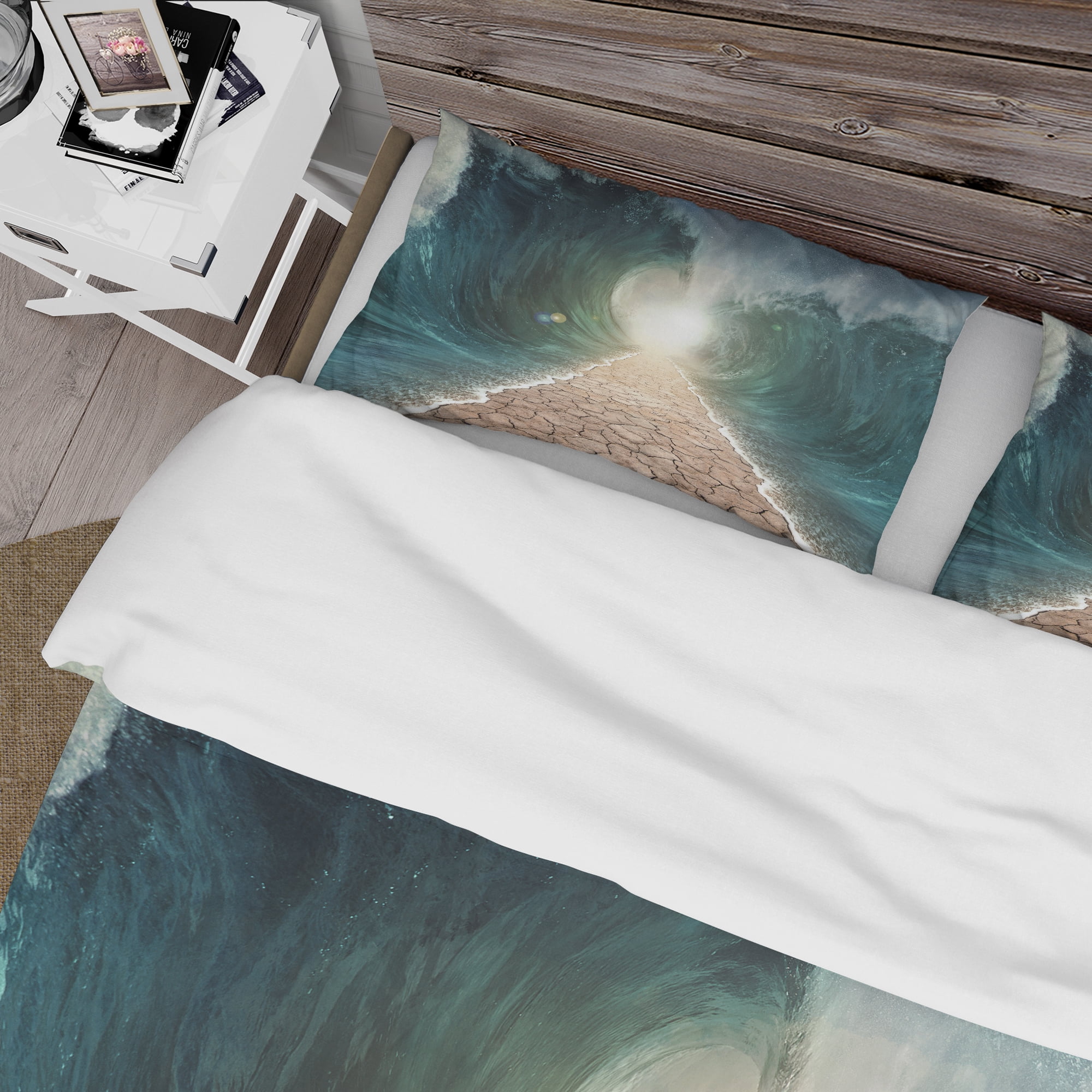 Designart 'Pathway Through The Parted Seas' Nautical & Coastal Duvet Cover Set