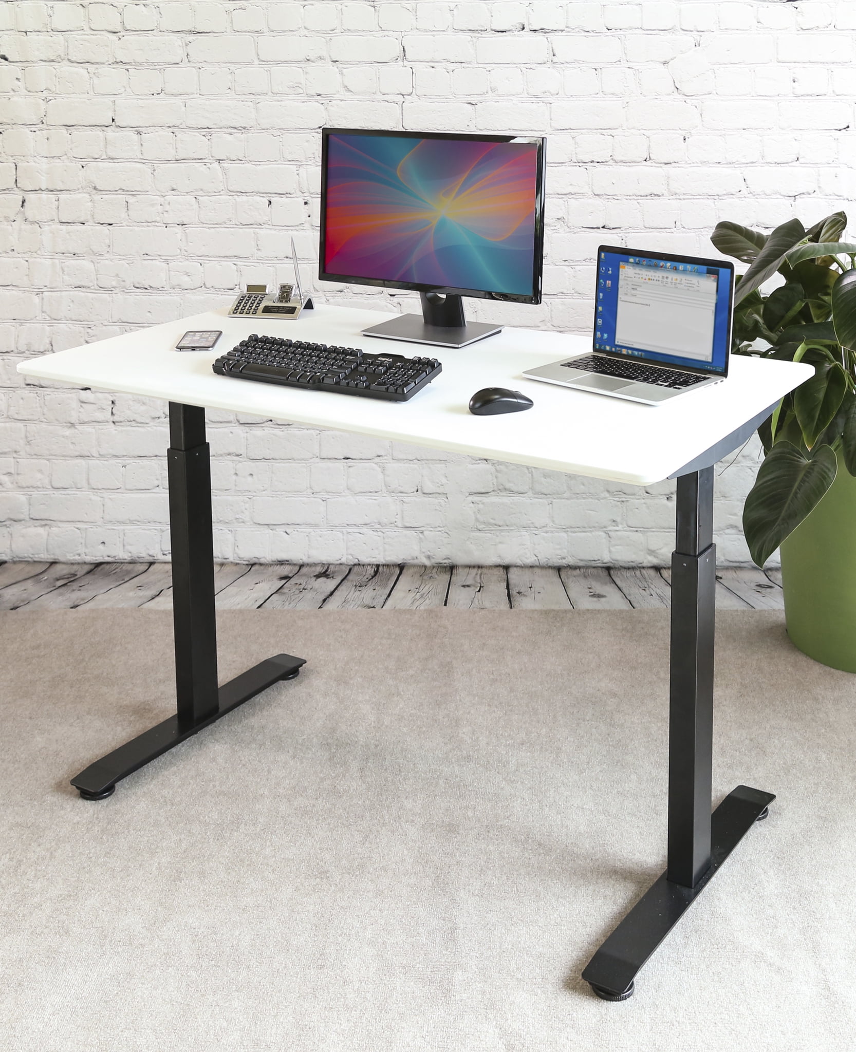 Seville Classics AIRLIFT S2 Electric HeightAdjustable Standing Desk with Ergo Table Top with
