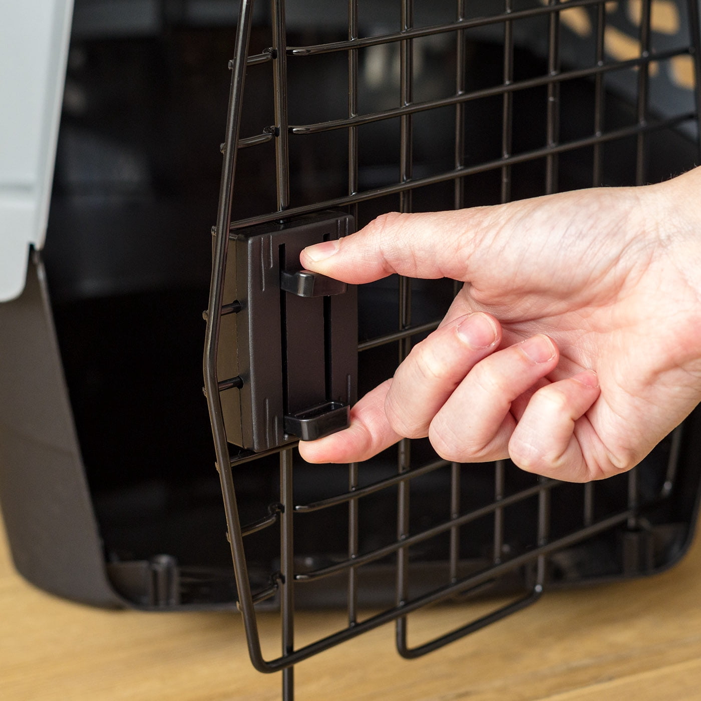 IRIS 23" Small Pet Travel Carrier with Front and Top Access, 2-Door Top Load