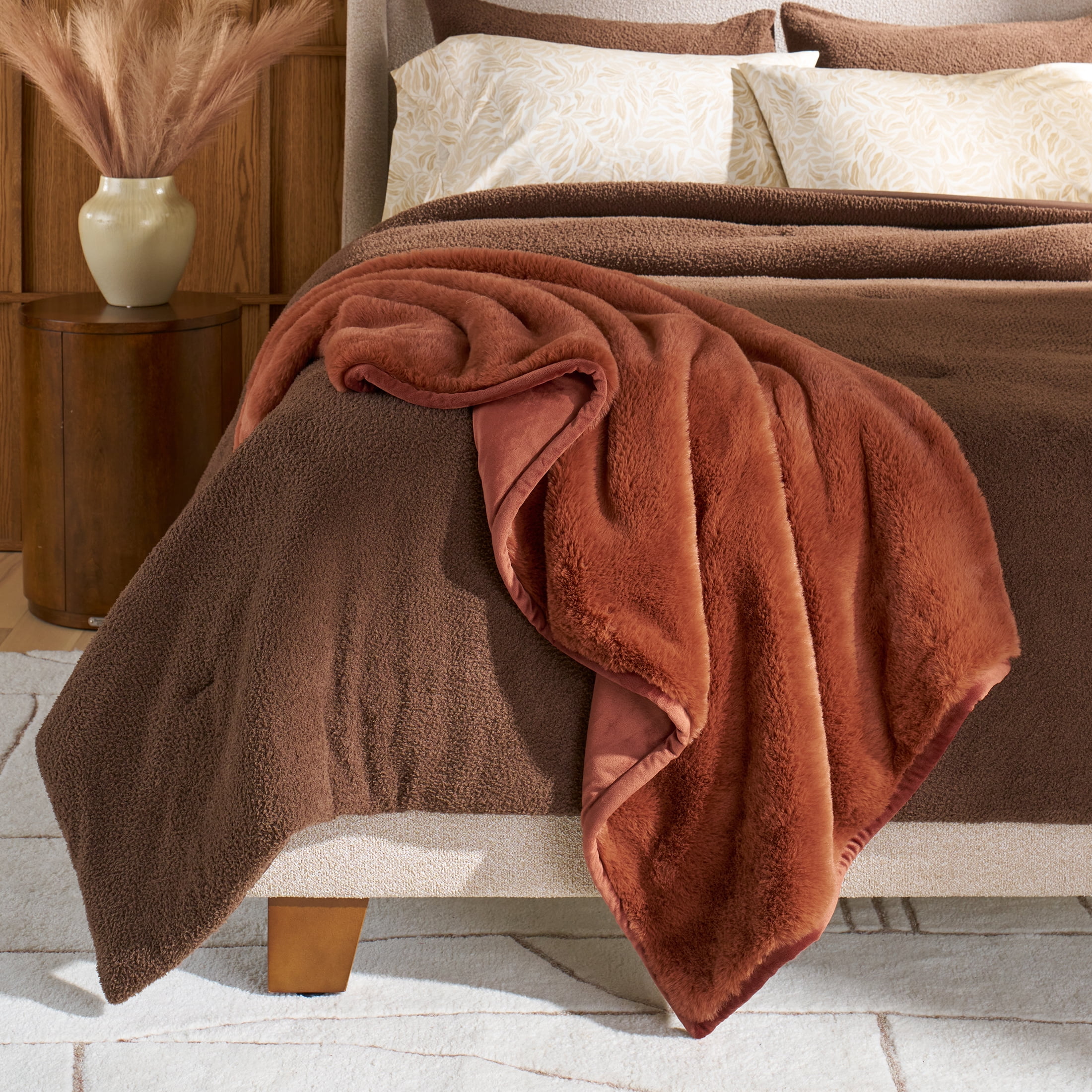 Better Homes & Gardens Gingerbread Cookie Faux Fur Oversized Throw, 50 in x 72 in