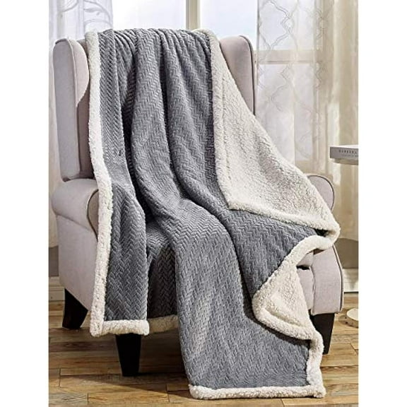 HomeEssentials Ultra Lush Heavy Sherpa Throw Blanket (50" x 60") - Grey
