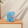 thumbnail image 4 of Mini neceser de dibujos animados con parche de corazón, pequeño neceser para bolso, neceser de viaje, moderno organizador de maquillaje para mujeres y niñas, pequeño neceser con cremallera, 4 of 8