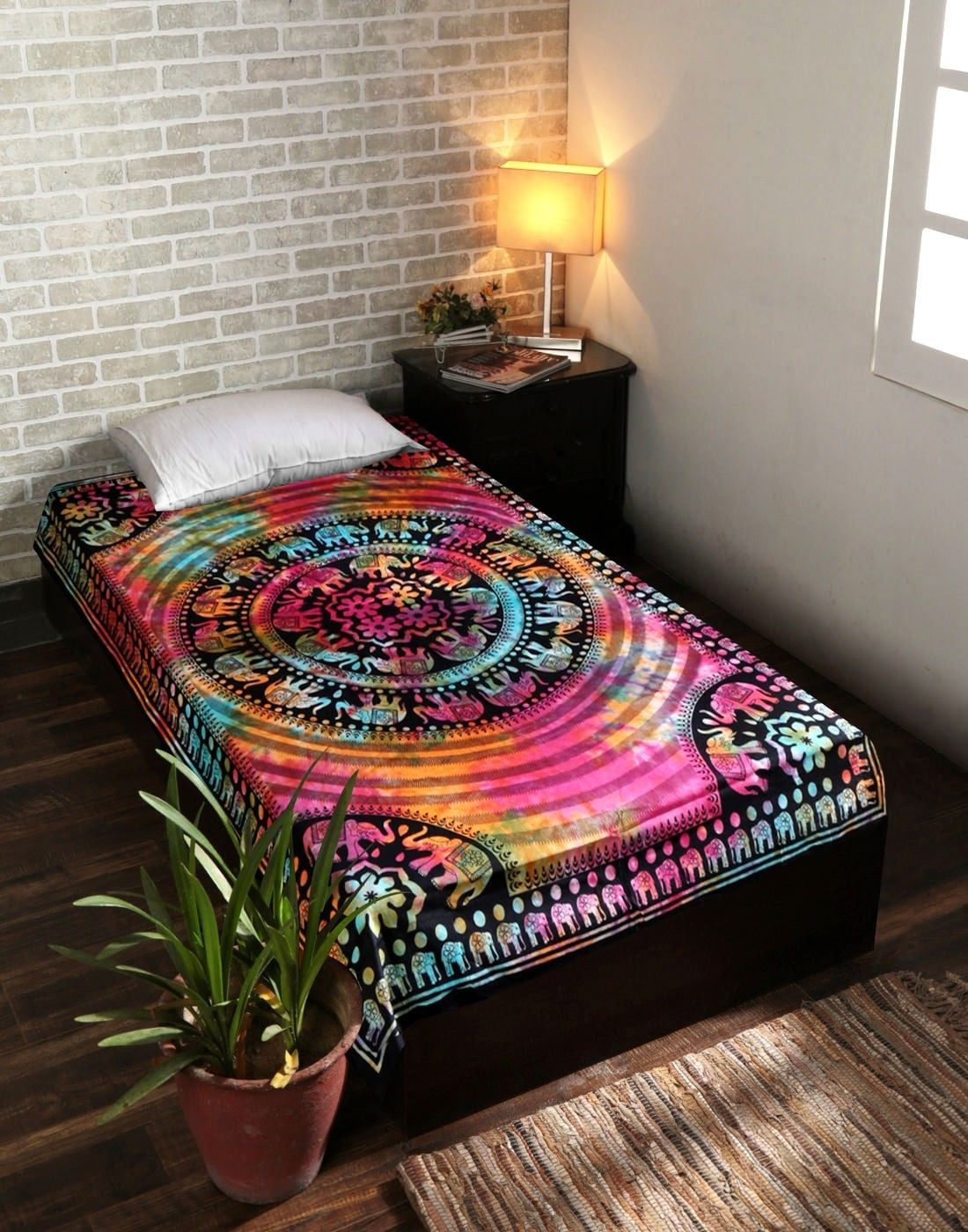 Genuine Indian Wall Hanging Tapestry Bed Sheet psychedelic Elephant Tie Dye 84/"