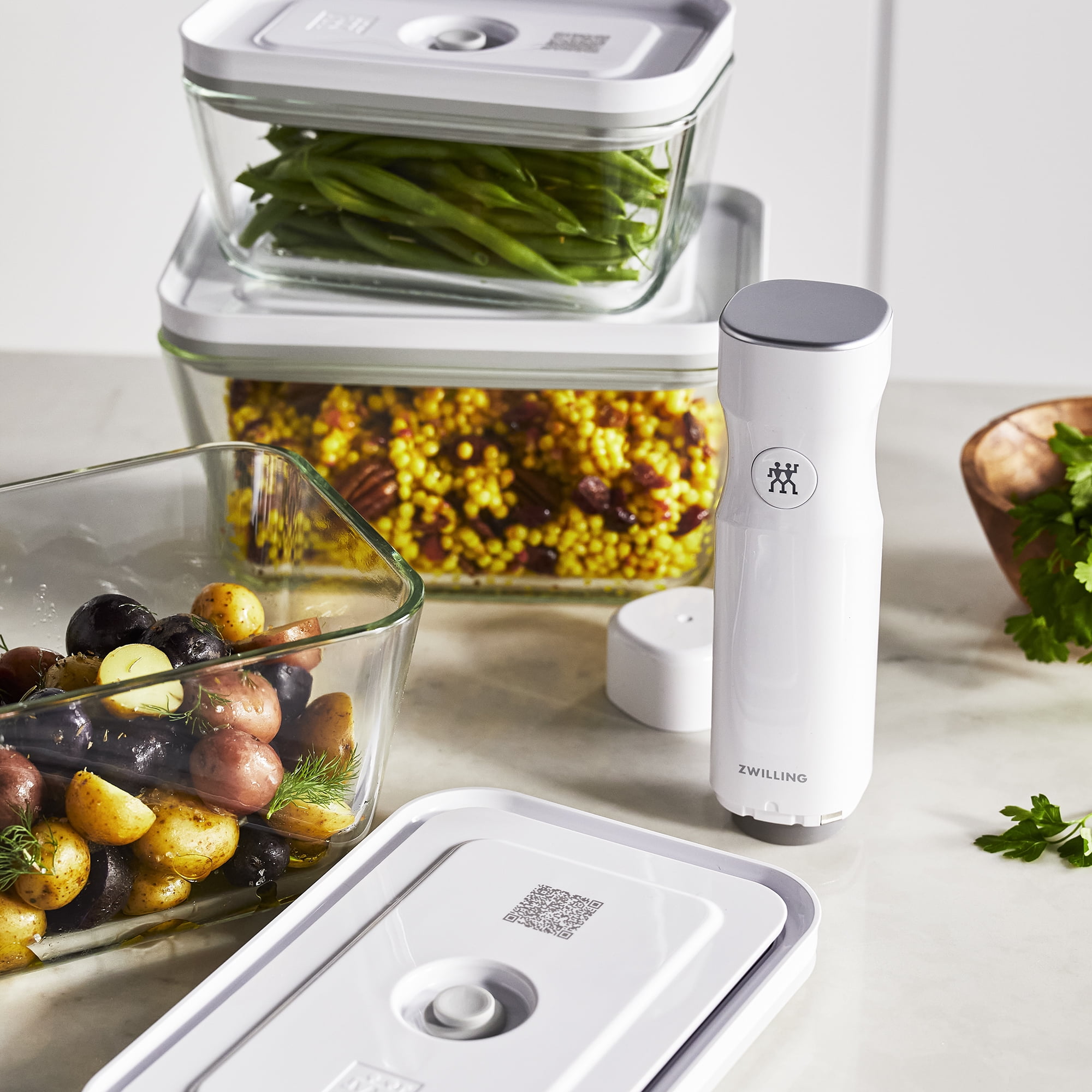 Free Shipping! ZWILLING 7-pc Fresh & Save Vacuum Sealer Machine
