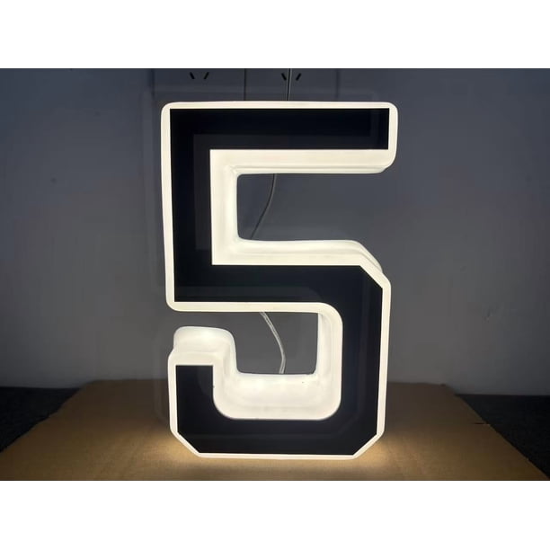Letreros de dirección LED iluminados, impermeables y grandes, personalizados, para casas, con números de casa modernos para exteriores, de plástico.