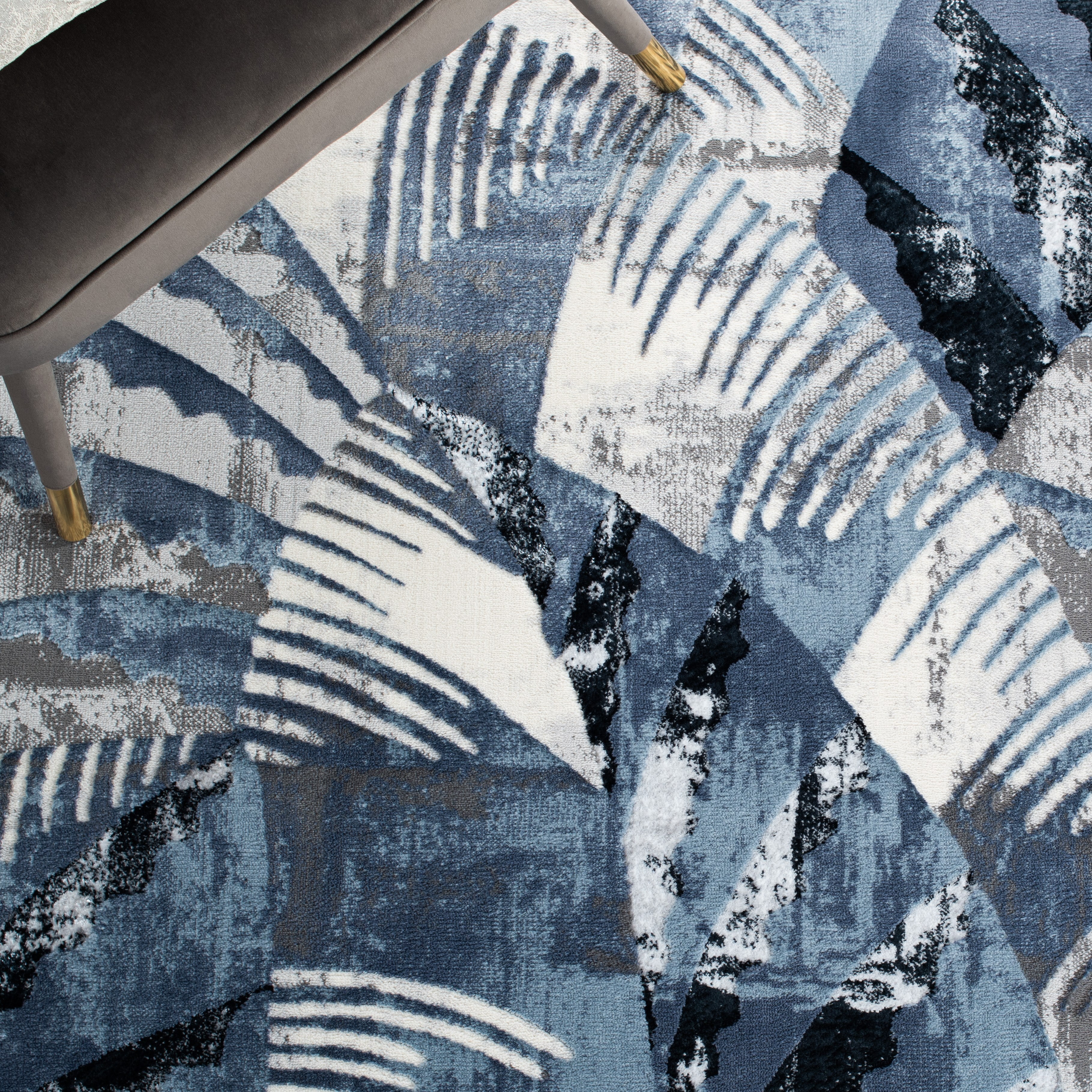 Safavieh Lagoon Rowena Abstract Runner Rug, Ivory/Blue, 2'2" x 9'