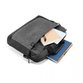 thumbnail image 2 of Maletín HP 15 Renew Travel (2Z8A4AA), 2 of 3