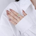 thumbnail image 2 of Anillo Ovalado Verde Oliva para Mujer Anillo Lleno de Luz Anillo de Joyería de Moda Anillo de Mujer de Moda y Versátil, 2 of 8