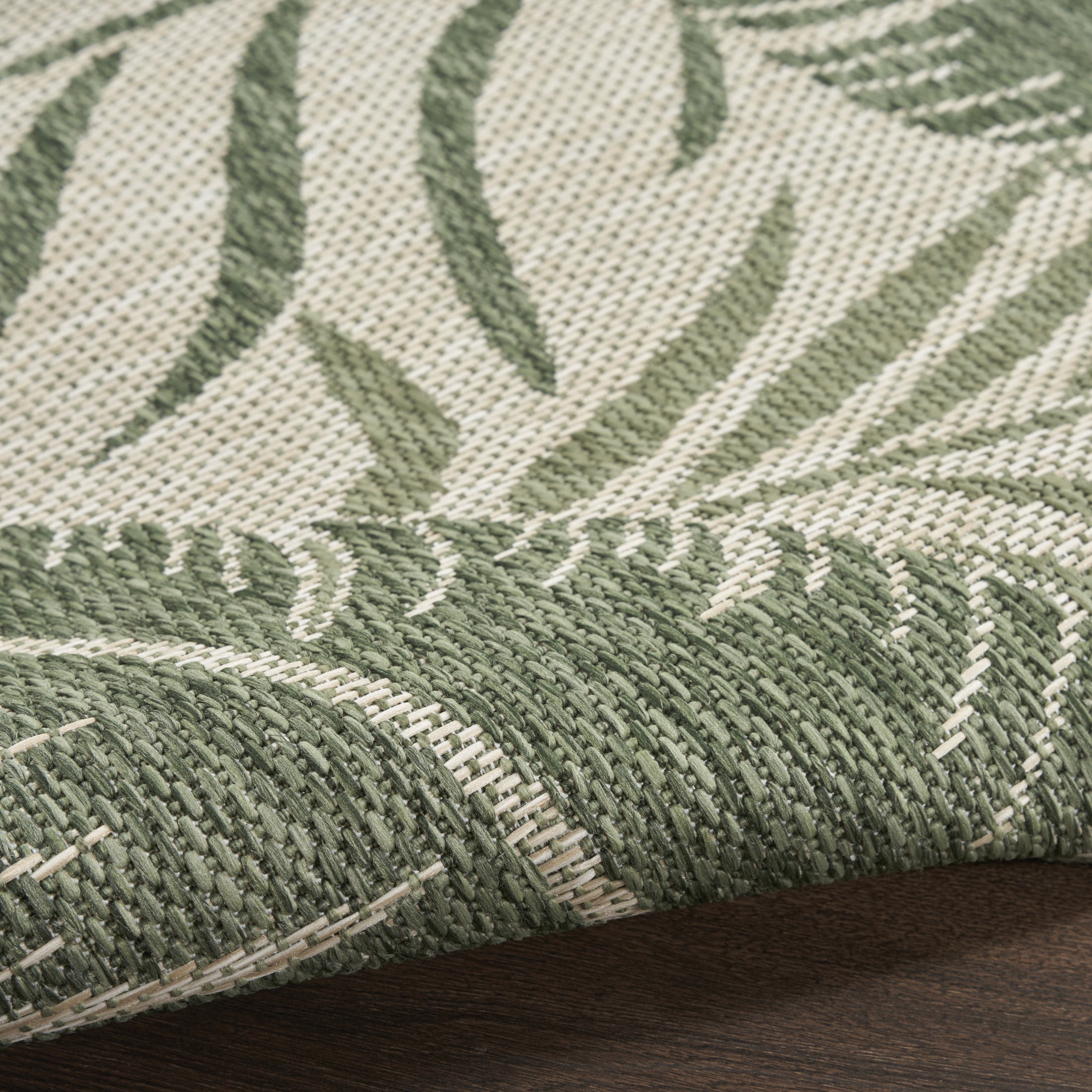 Nourison Garden Oasis 2' x 8' Ivory Green Outdoor Rug