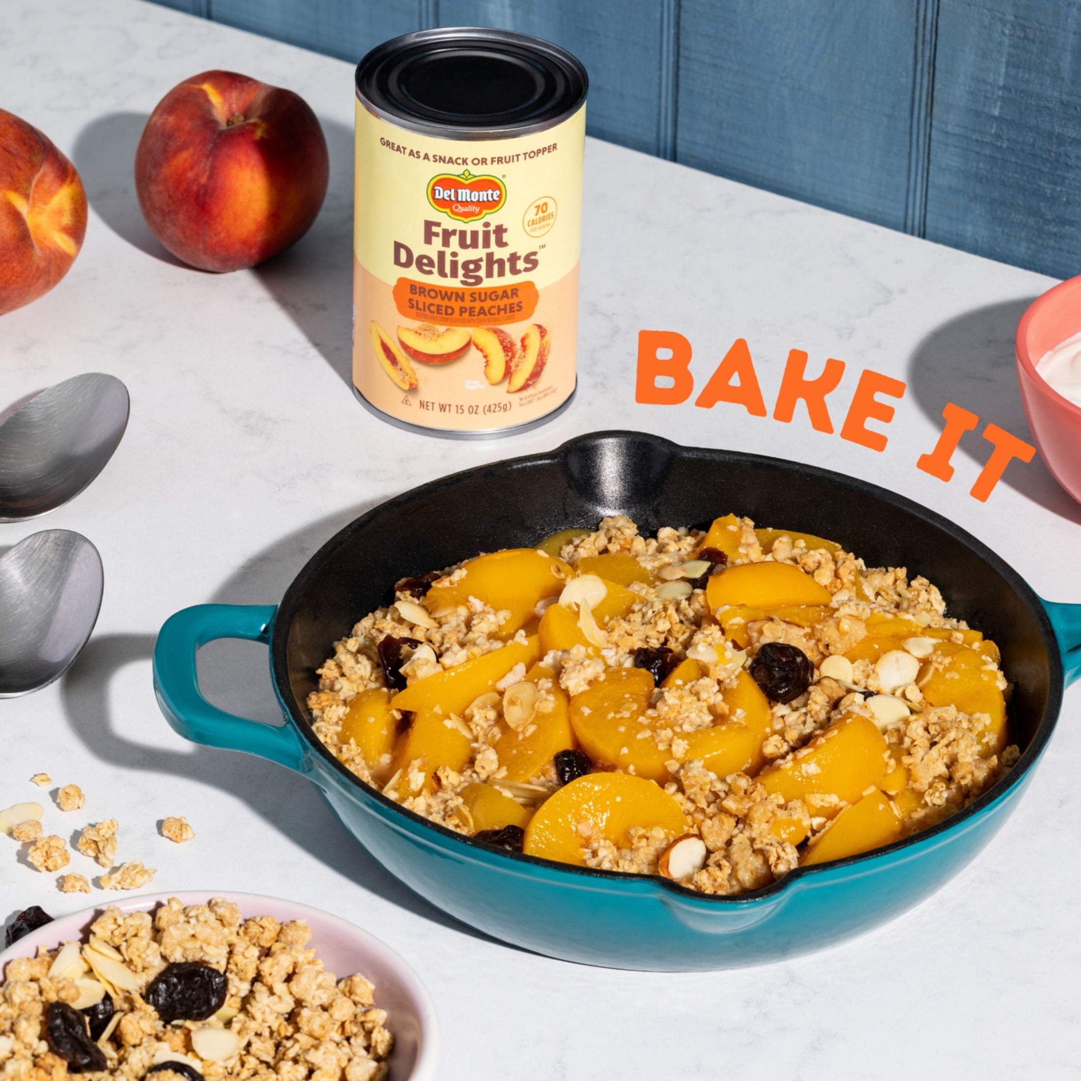 (12 pack) Del Monte® Fruit Delights Sliced Peaches in Brown Sugar Extra Light Syrup 15 oz. Can