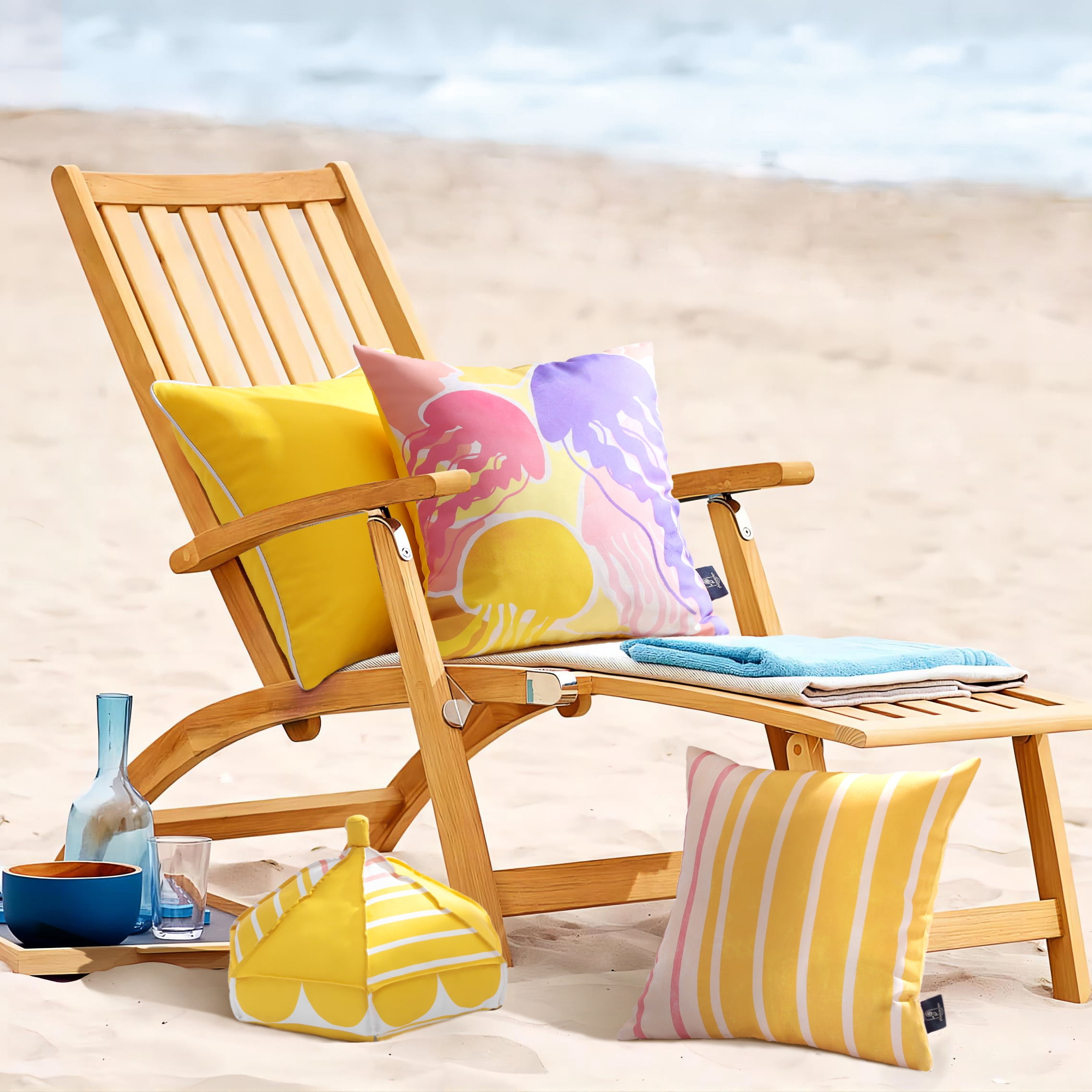 Outdoor Jellyfish Waterproof Pillows, Modern Square Pillows for Patio Couch Bench Decoration, Yellow, 18"x 18", Set of 2