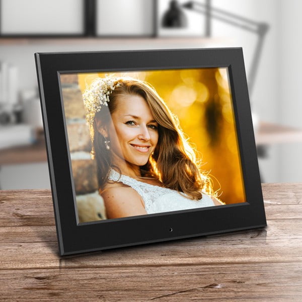 Aluratek 8" Slim Digital Photo Frame with Auto Slideshow (1024 x 768